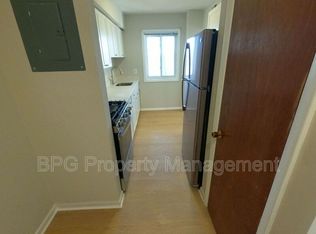 8810 Wesley Ave APT 203, Manassas, VA 20110