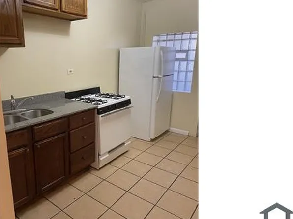 6836 S Saint Lawrence Ave, Chicago, IL 60637