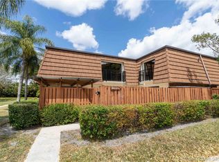 9122C SW 19th Ct, Davie, FL 33324