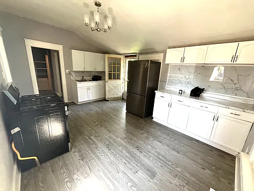 2679 Cherry St Photo 1