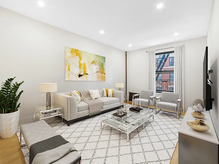 321 W 94th St #5C — Photo 1