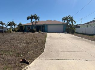 900 NW Embers Ter, Cape Coral, FL 33993