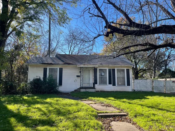 120 N 31st St, Corsicana, TX 75110