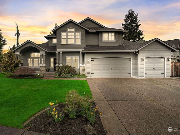 3rd image of 2500 NE 136th Street