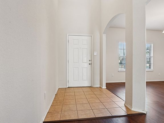 5th image of 3019 Appaloosa Dr