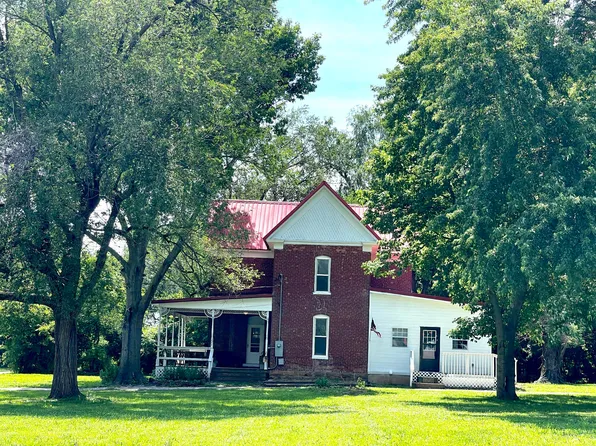 221 W School Street, Everton, MO 65646