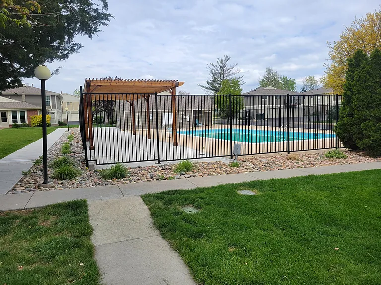 1250 S Monaco Pkwy #64 — Photo 9