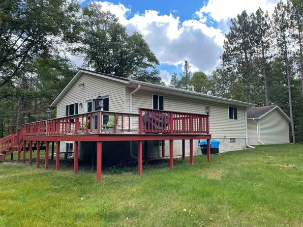 N18356 Petite Ln, Pembine, WI 54156