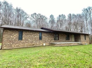 6901 Beach Rd, Medina, OH 44256