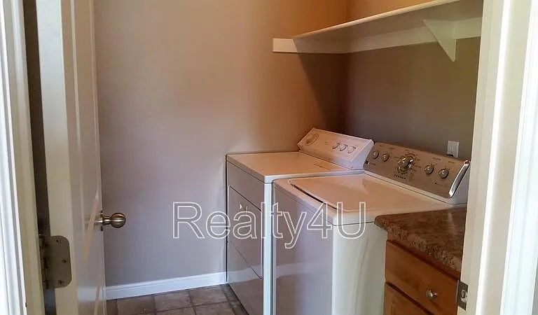 723 S 1525 W #1 — Photo 14
