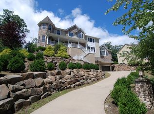 335 Emerson Ln, Berkeley Heights, NJ 07922