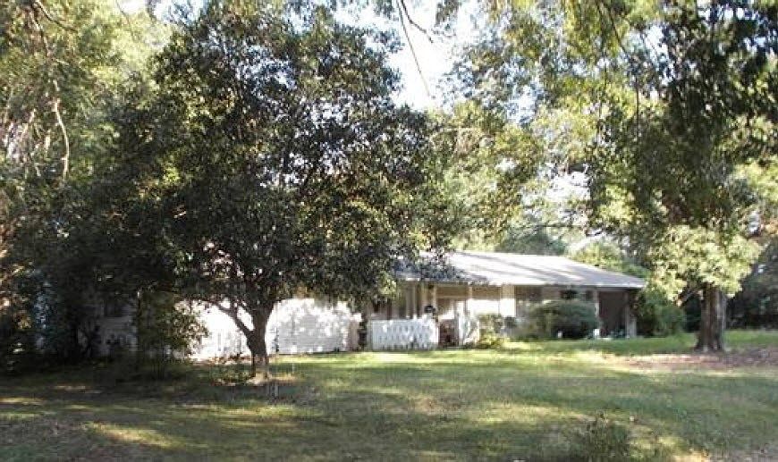 2nd image of 4647 Kelton Dr