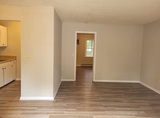 2705 McArthur Dr, Greensboro, NC 27406