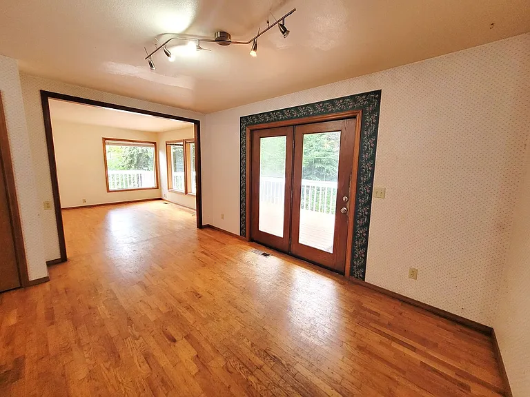 3320 Allen Ave — Photo 7