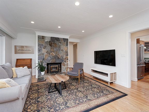 4th image of 1275 Garkil Rd