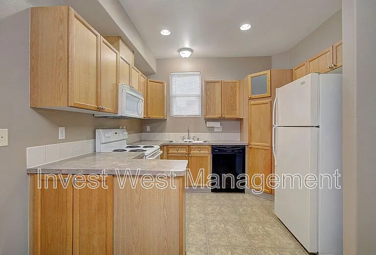 5264 NE 121st Ave #30 — Photo 20