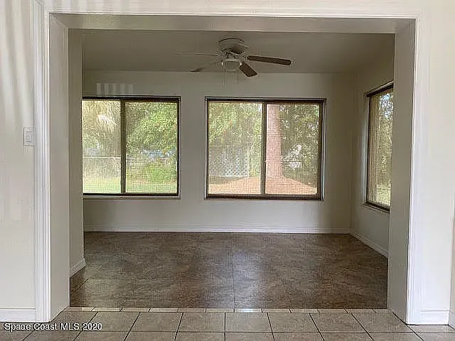 302 Georgetown Ave — Photo 15