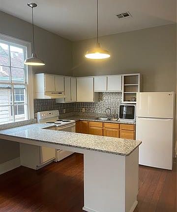 3rd image of 1124 Aline St #A