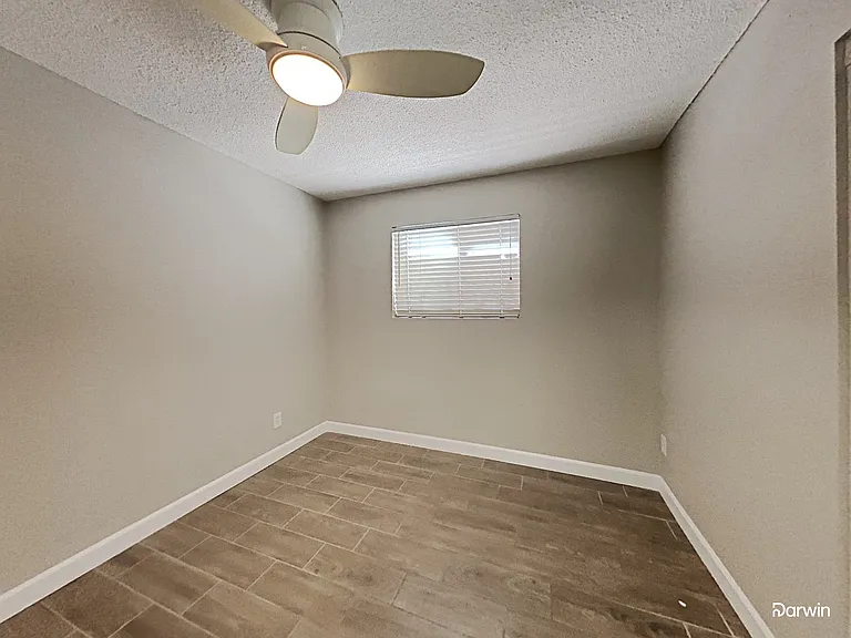 11823 N 49th Dr — Photo 17