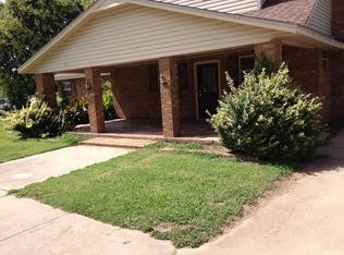 318 E Ozark St, Morris, OK 74445