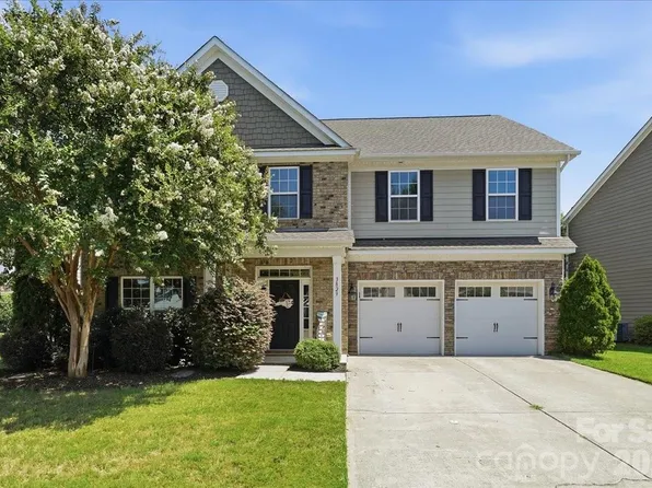 3829 Franklin Meadows Dr, Matthews, NC 28105