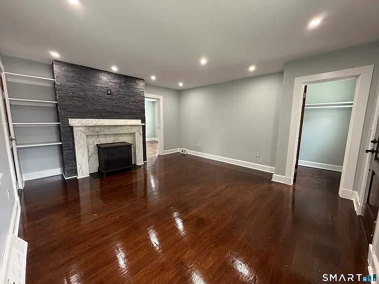 30 Hadley St — Photo 5