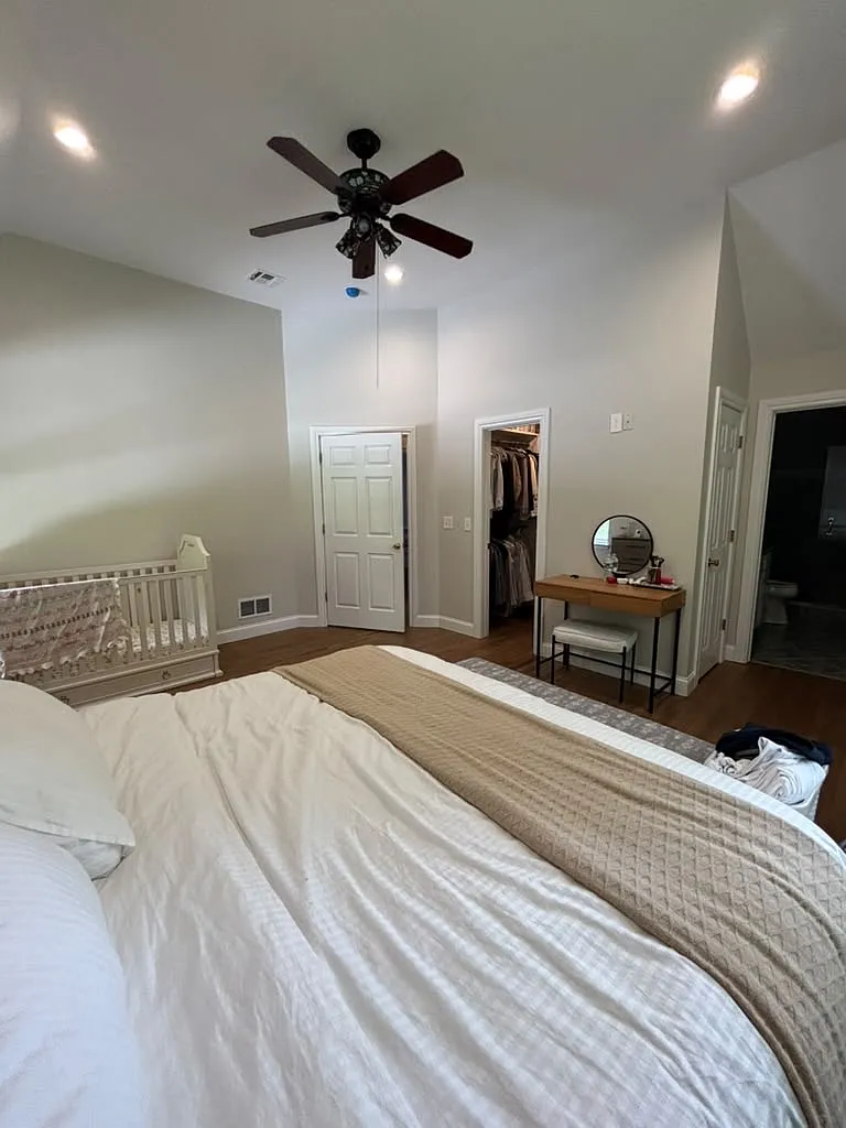 3 bed, 2508 sqft, $5,500 — Photo 4