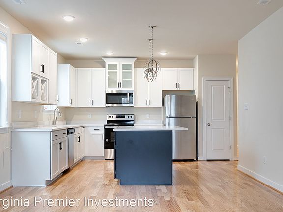 4th image of 1013 N 33rd St #1