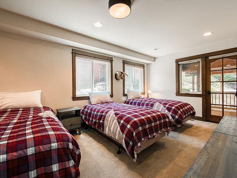 8204 Meeks Bay Ave — Photo 24