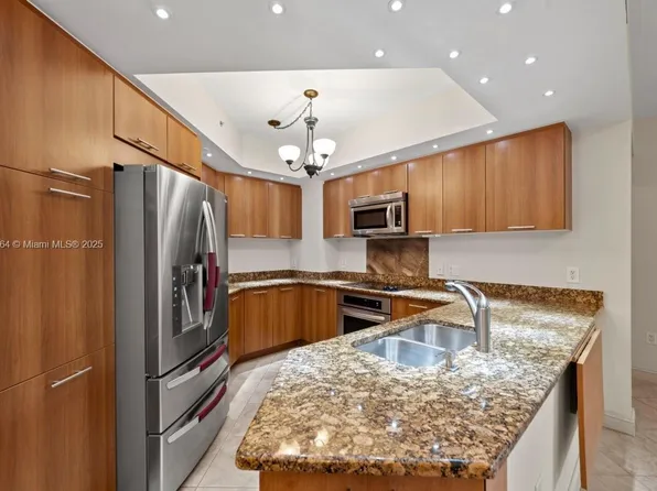 510 NW 84th Ave APT 318, Plantation, FL 33324
