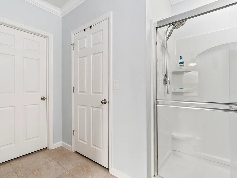 1810 SW Capehart Ave — Photo 18