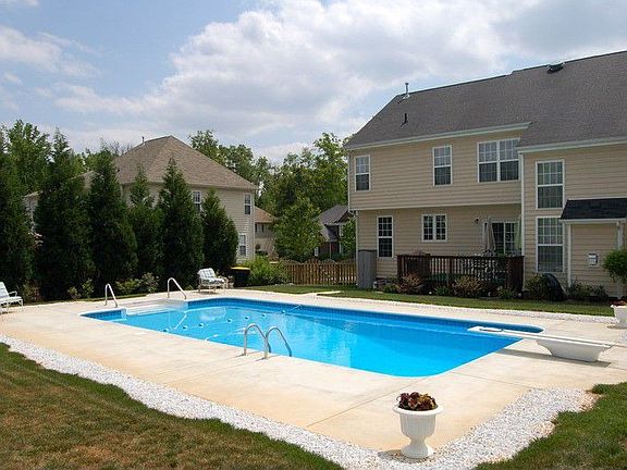 Landscaped Lot with large in-ground pool