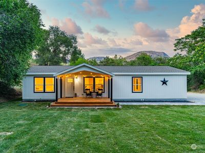 329 E Franklin Avenue, Chelan, WA, 98816