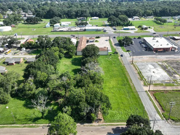 N Lyman & Graceland Ave, Abbeville, LA 70510