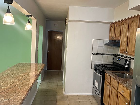 3rd image of 1460 E 102nd St Floor 1