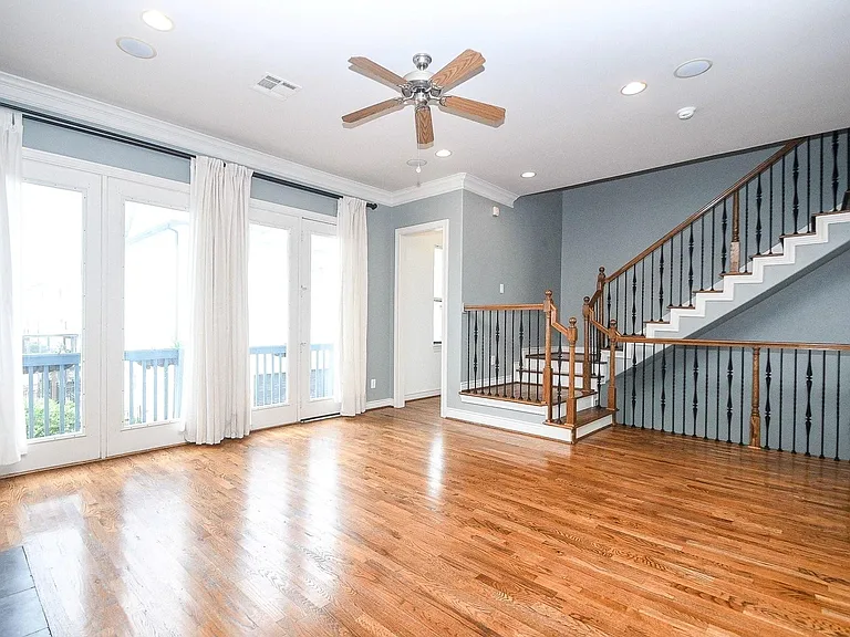 2222 Hilshire Lake Dr — Photo 9