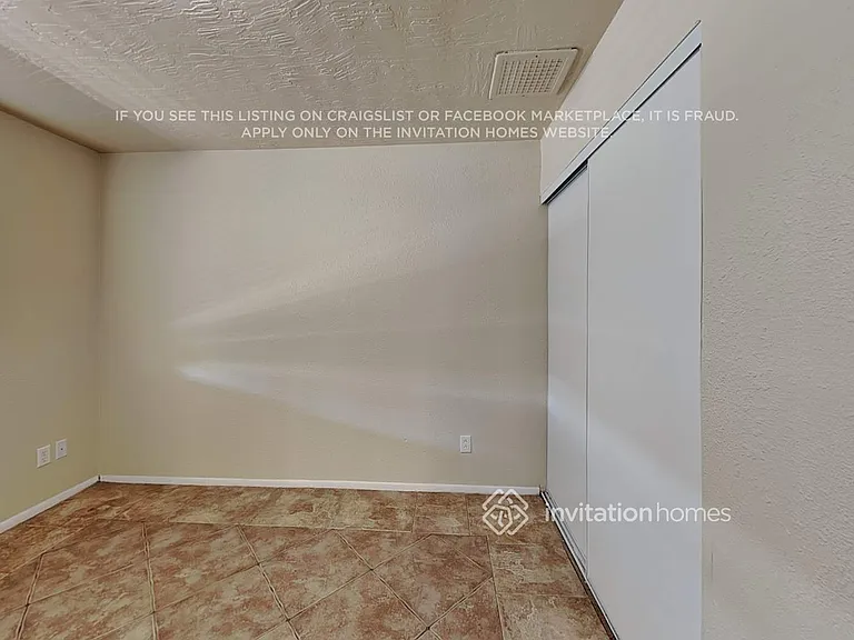3735 W Columbine Dr — Photo 9