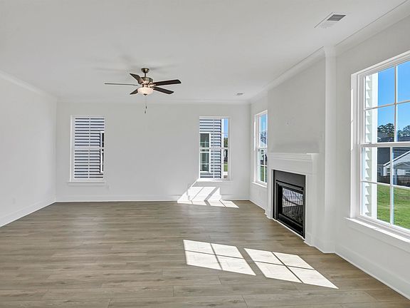 7th image of this home