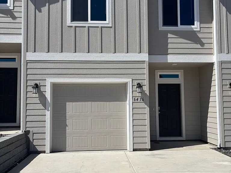 6436 W 36th Pl — Photo 1