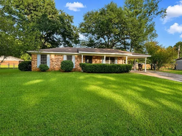 505 Clestel St, Amory, MS 38821