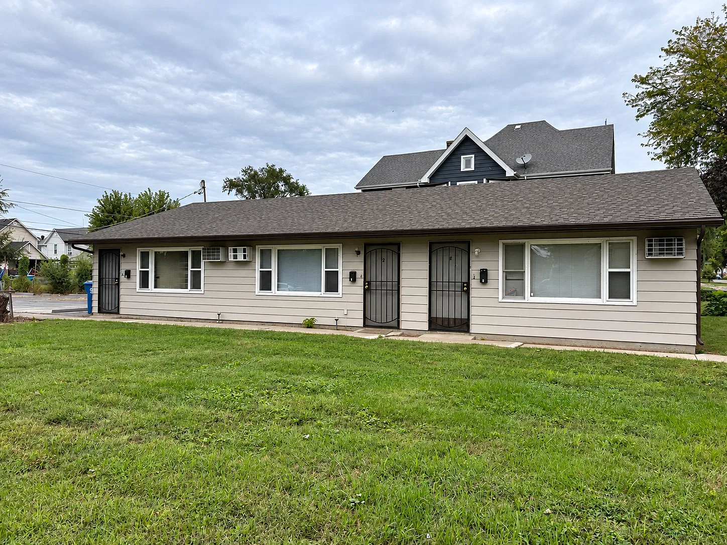 1 bed, $1,050 — Photo 1