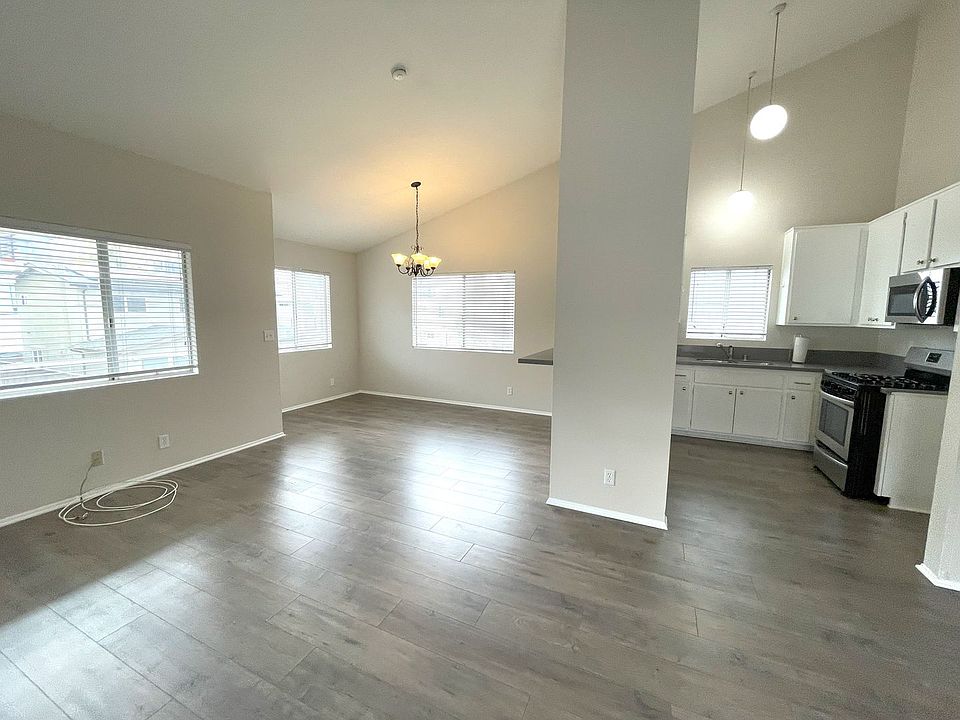 1st image of 1158 Cypress Ave APT A