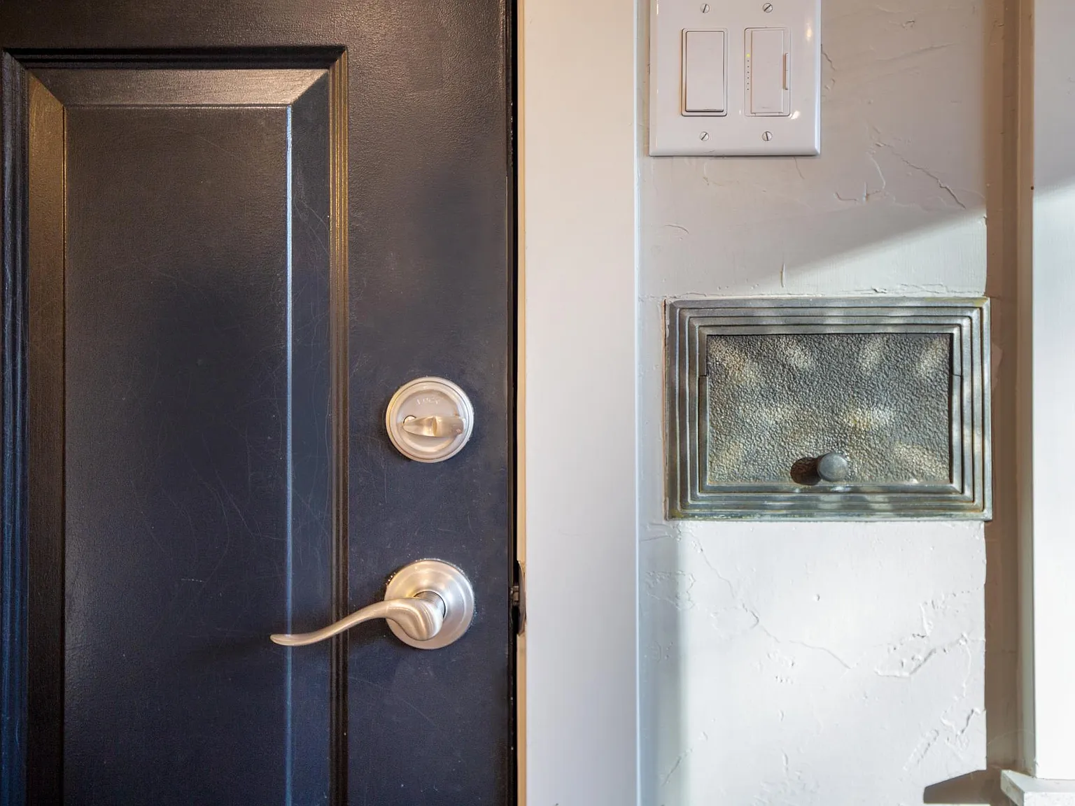 3 bed, 1400 sqft, $3,250 — Photo 3