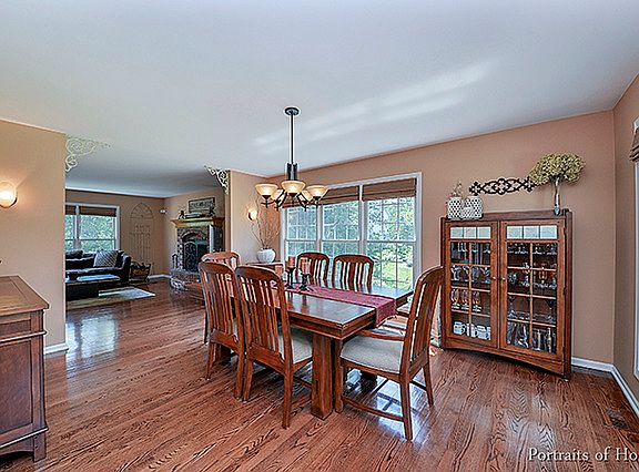 4th image of 412 Whipple Ave