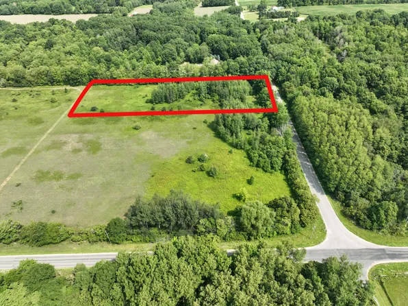 12791 Willow Ave, Grant, MI 49327