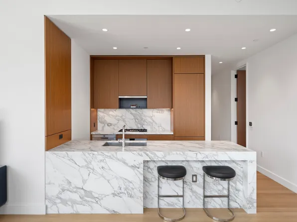 15 East 30th Street 19B image 3 of 14