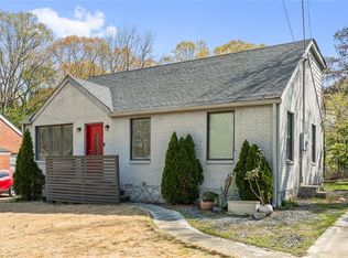 1952 Don Juan Ln, Decatur, GA 30032