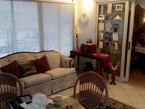 5th image of 4703 Kemper St