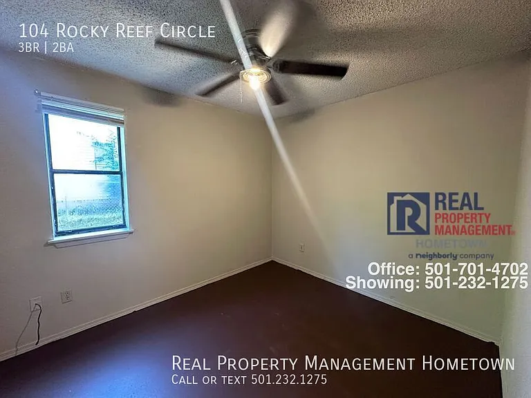 104 Rockyreef Cir — Photo 8