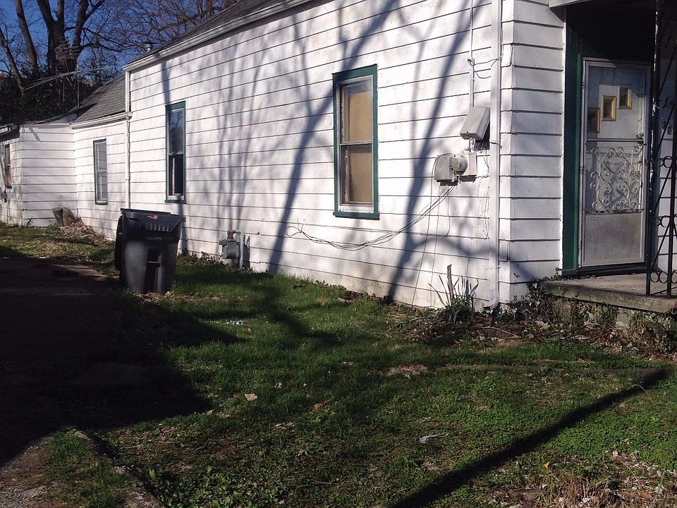 2nd image of 330 E 2nd St